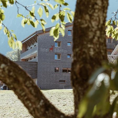 Hotel Hubertus Mellau GmbH Bagian luar foto