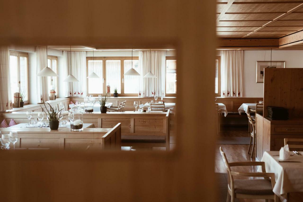 Hotel Hubertus Mellau GmbH Bagian luar foto