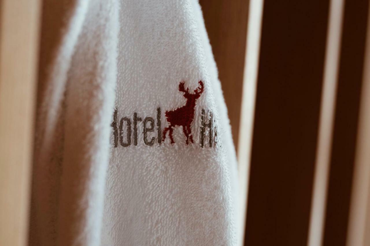 Hotel Hubertus Mellau GmbH Bagian luar foto